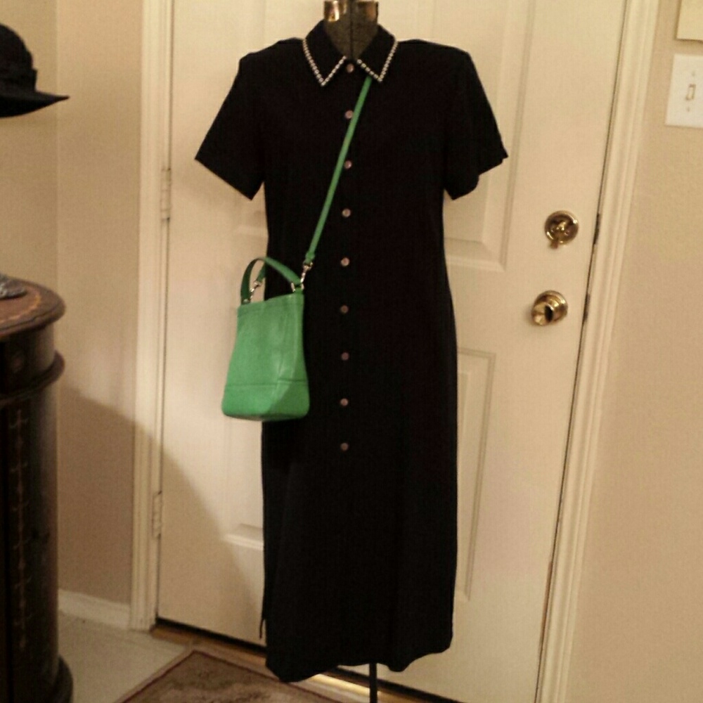 EUC Talbot Dress Size 8 Blue/white Embroidery